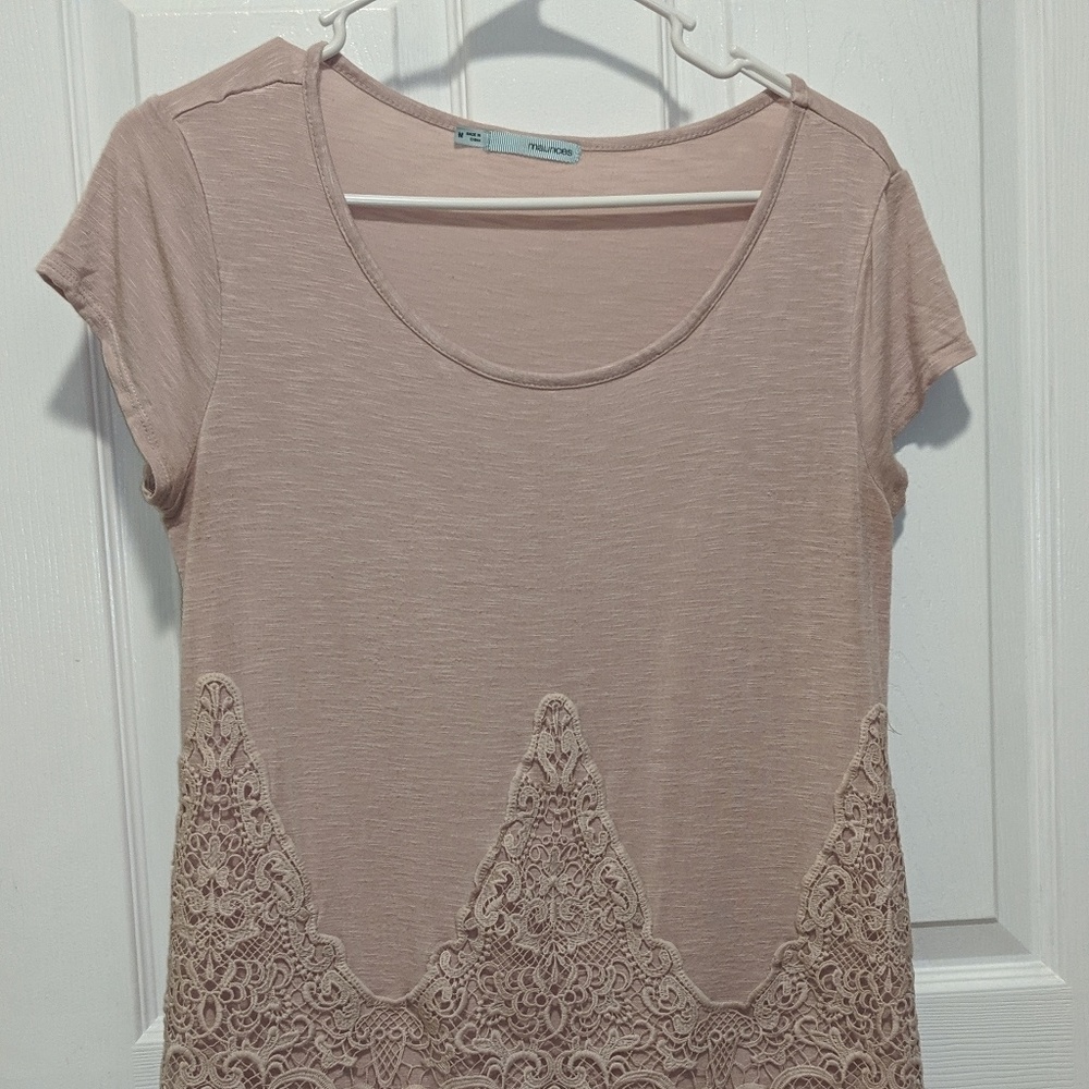 Maurices baby pink crocheted top Size Medium